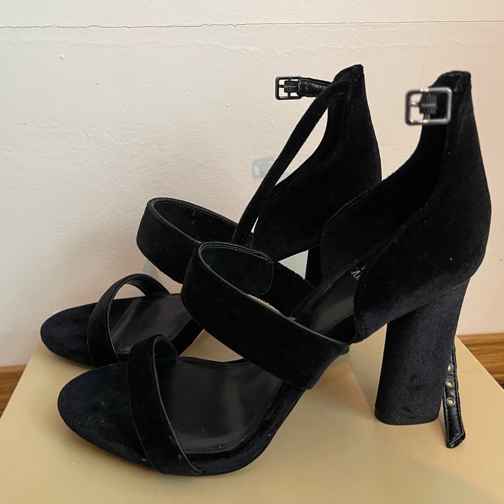 Vince CAMUTO